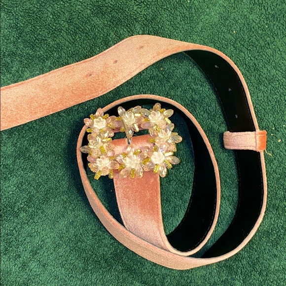 TEUTA MATOSHI!! WHIMSICAL HIGH END GOWN - Picture 5 of 11